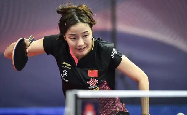 伍充满了新 伍充满了新