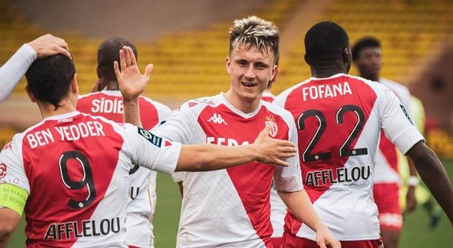 继续在英超 继续在英超